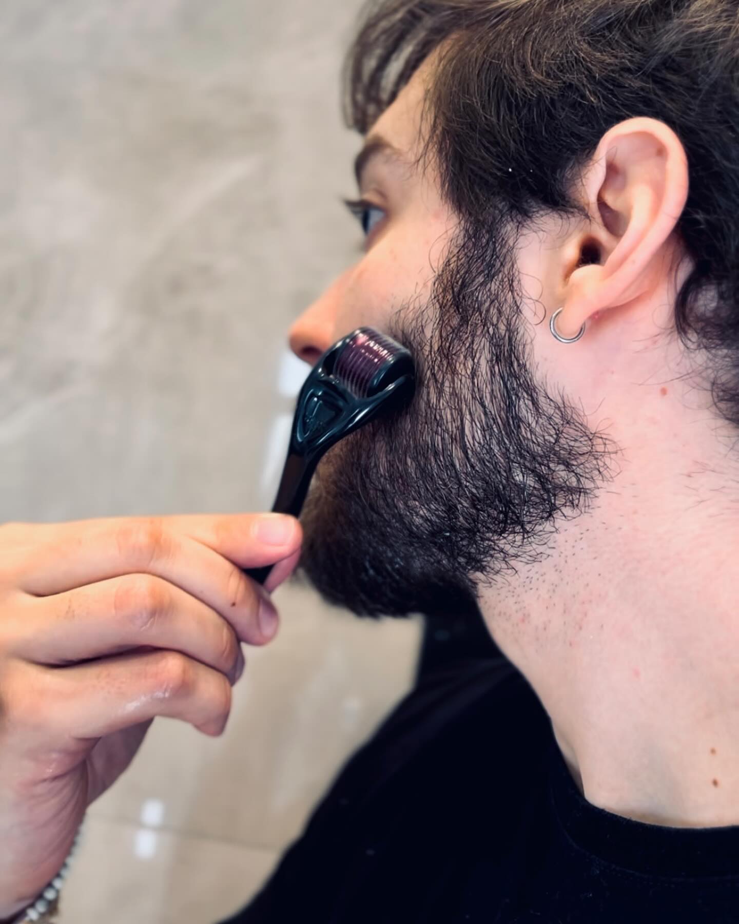 Derma Roller para Barba - Barba Robusta