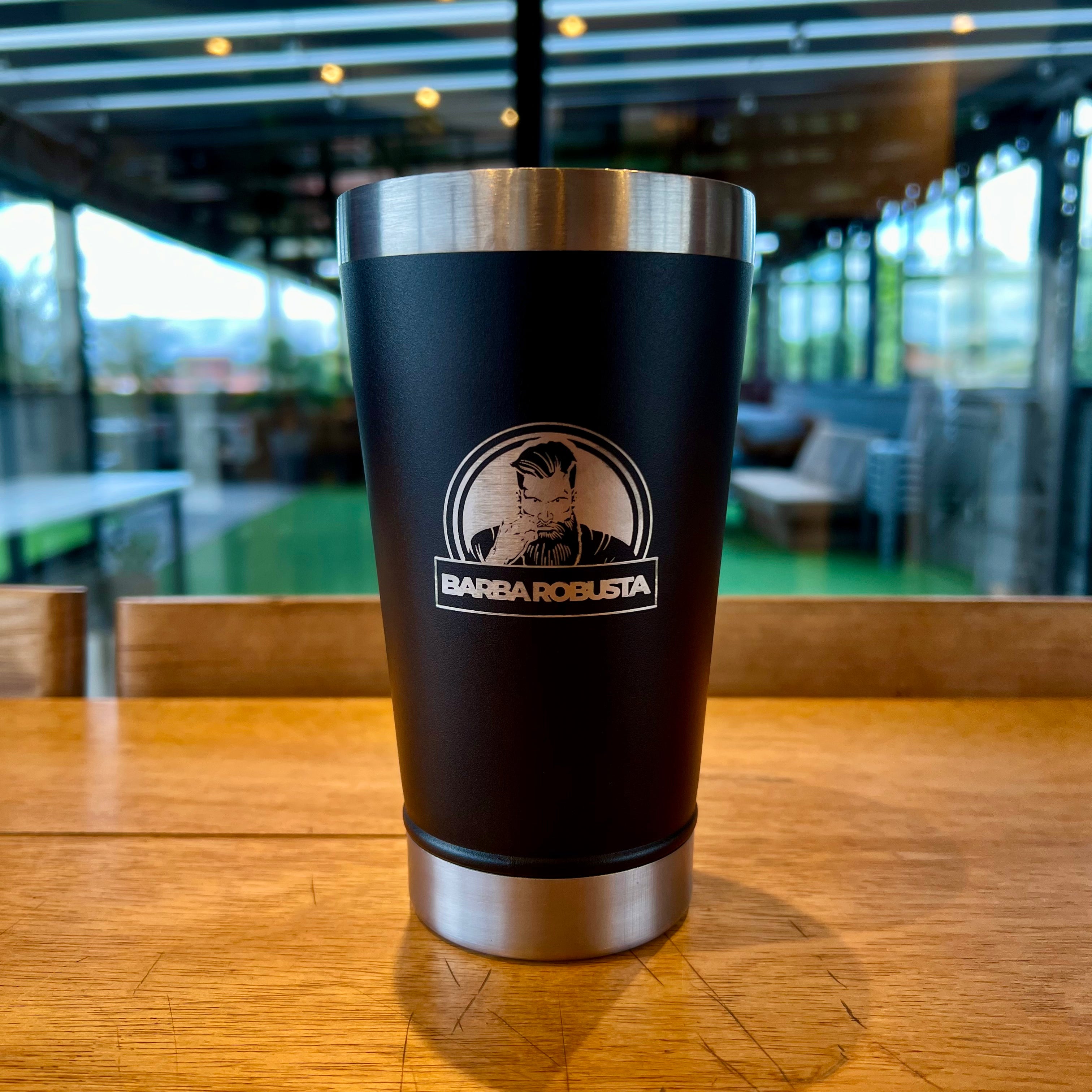 Taza térmica del barba robusta